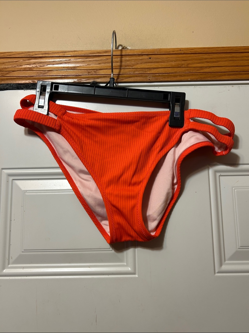 Women’s Ribbed Orange Bikini Bottom with Side Cutouts M